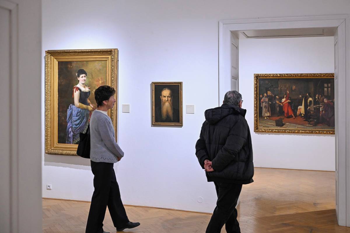 Snímek z výstavy děl Václava Brožíka.