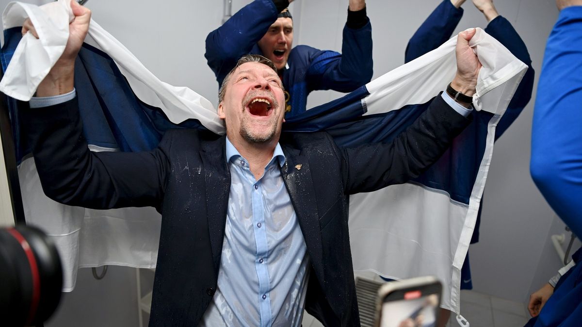 Slavný trenér přišel, aby s Itálií překvapil. Hokej je jak vodní pólo