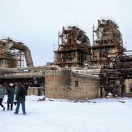 Pracovníci a dodavatelé se nyní pokoušejí opravit nejkritičtější části.