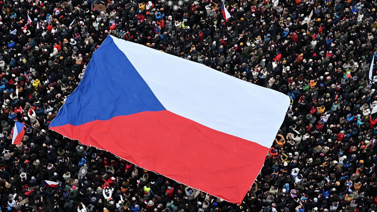 Podívejte se: Jak to vypadá na demonstraci na podporu prezidenta Pavla