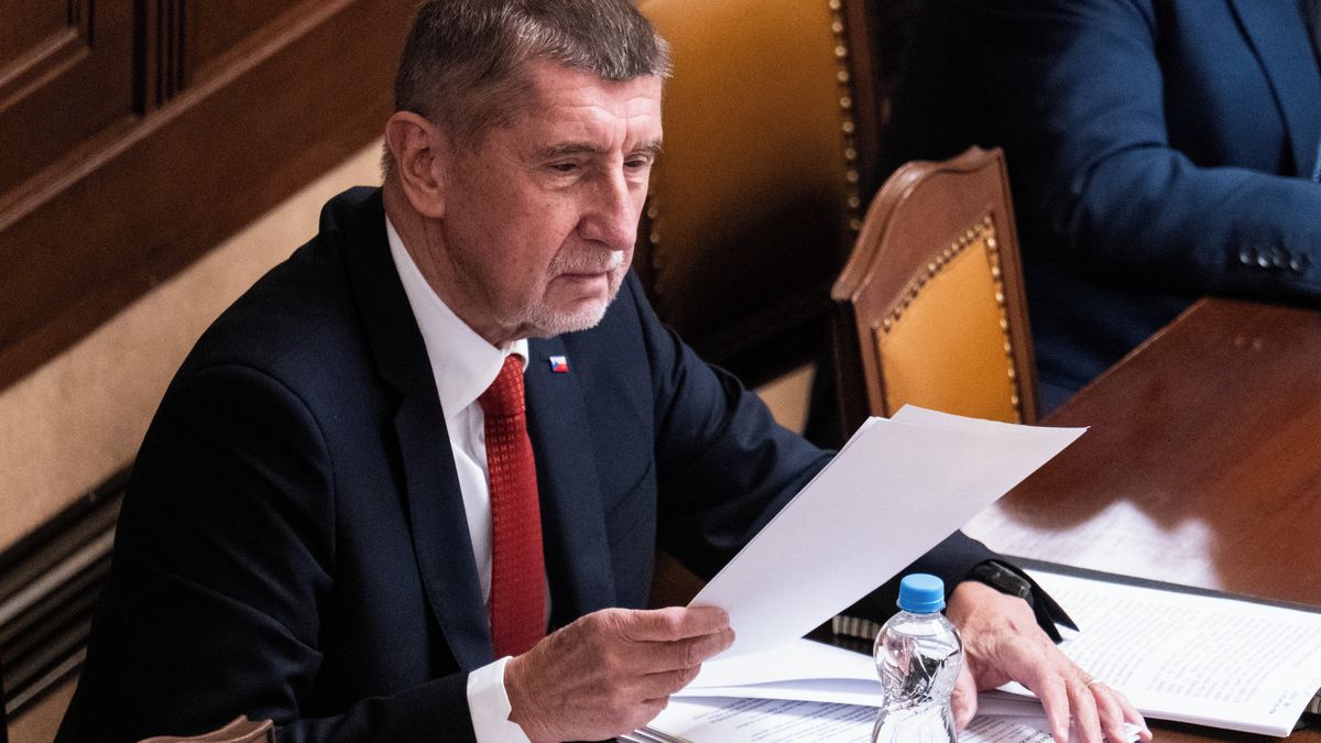 Soud zamítl žalobu Pirátů kvůli příspěvku o migrantech, Babiš ho už smazal