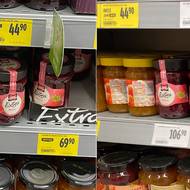 Ceny v prodejně Albert v Poděbradech. Srovnání z 8. prosince (vlevo) a 6. ledna (vpravo).