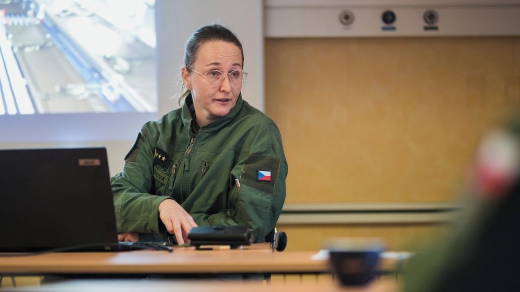 Na letecké záchranné službě v Líních se bude kvůli šikaně podílet supervizor