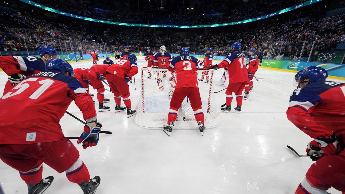 Česko hraje na olympiádě pod limitem. Tým mohla probudit bouře