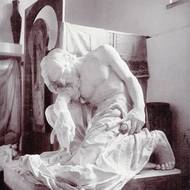 Postava Mojžíše, starozákonního rozsévače a hospodáře, měla původně stát před pražskou ateliérovou vilou.