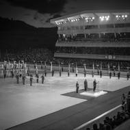 Hotovo! Na závěr her ještě vyfotil Karel Novák ceremoniál, při němž zhasnul olympijský oheň. Na jeho návrat čekala Cortina až do letoška.