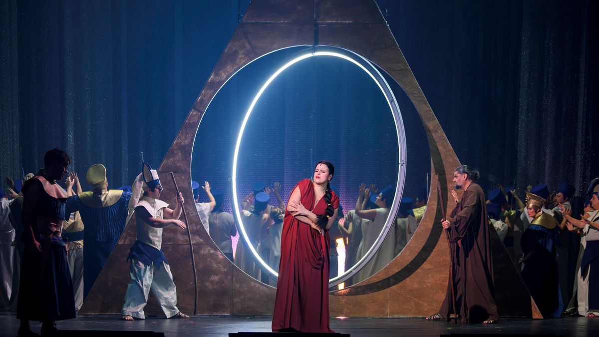 Mojžíš a faraon. Ostravské divadlo nastudovalo Rossiniho málo hranou operu