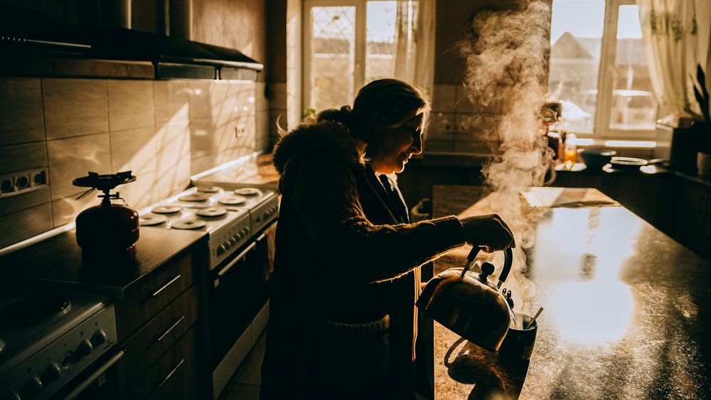 Malý Damir se koupal dvakrát za život. Fotky ze života na ubytovně v Dnipru