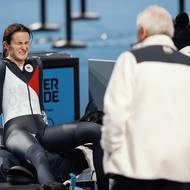 Že závod nedopadne dobře, věděla už po středečním tréninku, kdy se poprvé po nemoci postavila na led. „Měla jsem asi o dvacet tepů vyšší tepovku než normálně, takže bylo jasné, že s tím nebude možné bojovat,“ uvedla. „Prostě mi chybí kyslík. Když jdu v olympijské vesnici pět pater do pokoje, tak si musím dát ve třetím pauzu. Pro mě je to svým způsobem hrozná tragédie, ale startovala jsem tady, což jsem si přála a byl to můj cíl do poslední sezony.“ prohlásila.

