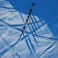 „Na severu jsme v minulosti měli spoustu infrastruktury, vybudované ranveje, které možná nevyužíváme tolik jako dříve. Proto se budeme snažit identifikovat některé z těchto oblastí a zjistit, kam můžeme v případě potřeby přistát s letadly a nasadit tam své síly,“ řekl pro Edmonton Journal plukovník Sean French z 1. kanadské mechanizované brigády.