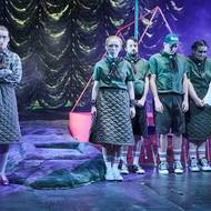 Snímek z inscenace Havěť.