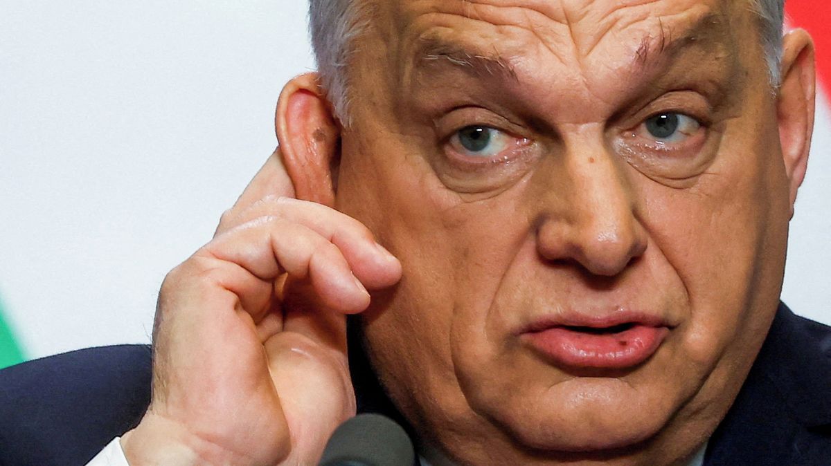 Orbán před volbami přitvrzuje. Přišel s teorií o velkém spiknutí