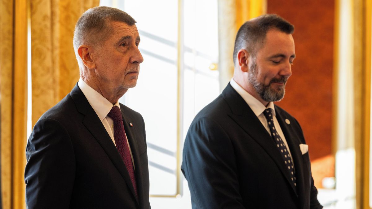 Premiér Babiš přemýšlí o výměně ministrů, v cestě mu stojí Petr Macinka
