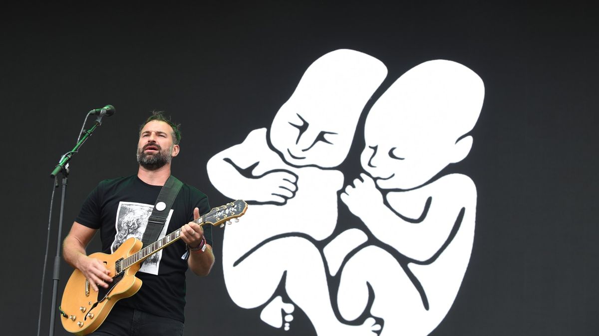 „Běda těm, kdo říkají zlu dobro.“ Slováci vydali nesmírně inspirativní album