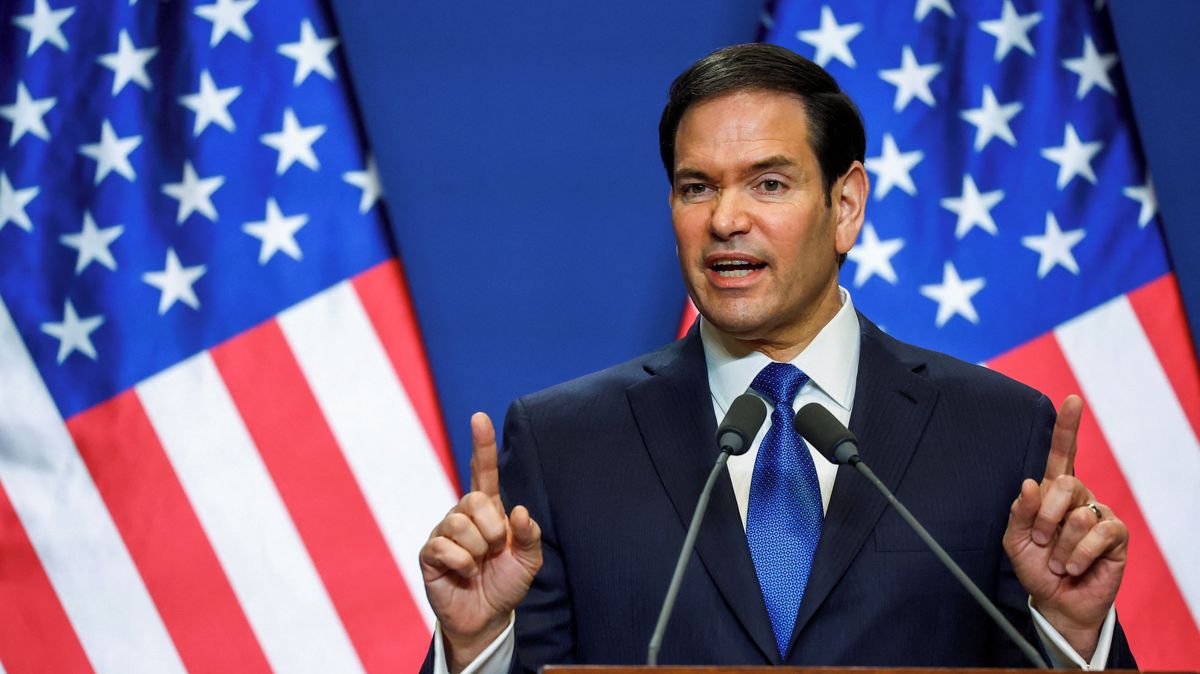 Rubiova cynická „valentýnka“ a Macinkovo lichocení USA. Co přinesl Mnichov