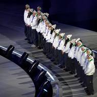 Mezi prvními přišli na plochu amfiteátru ve Veroně italští olympijští medailisté. Itálie získala rekordních 30 medailí.