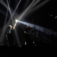 „Chtěli bychom vám říct, že máme dneska velkou radost. Moc děkujeme, že jste se přišli podívat. Je to pro nás velký okamžik,“ poděkovali hudebníci Foru Karlín.