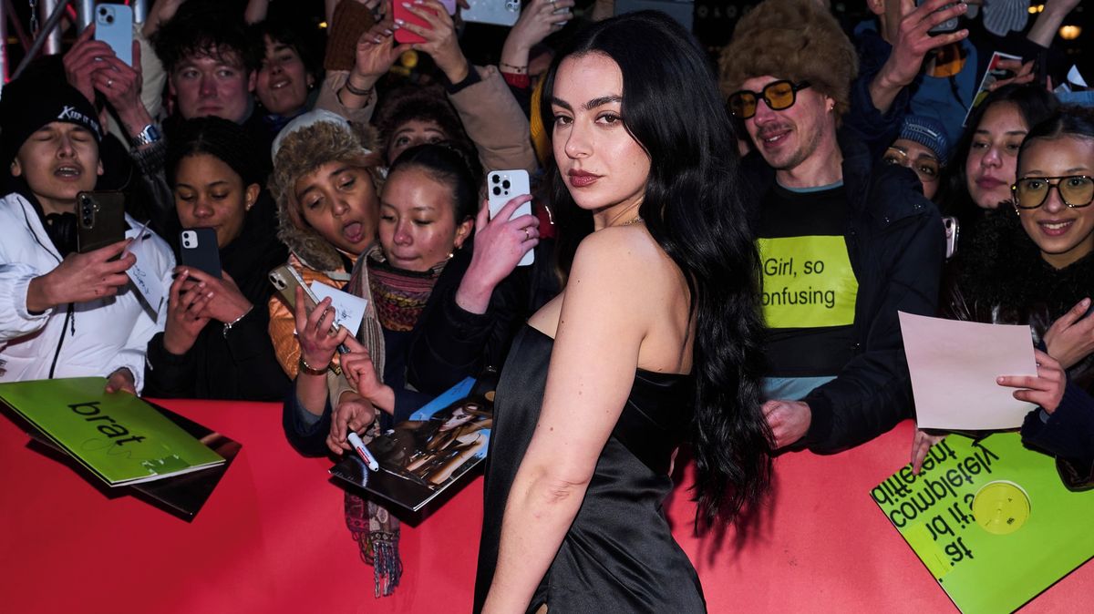 „Její film je chytřejší, než vypadá.“ Charli XCX dorazila na Berlinale