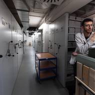 Některé sbírky na roztřídění ještě čekají, například ta z Balkánu, ke kterému měl Daneš blízko. 