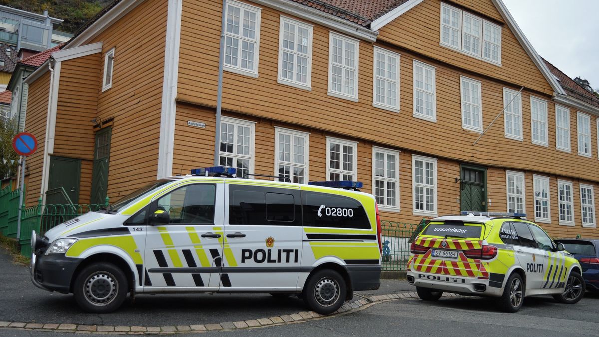 Norská policie prohledala byty expremiéra Jaglanda spojovaného s Epsteinem