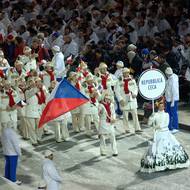 Se sedmi olympijskými medailemi je v tabulce nejúspěšnějších českých olympioniků hned za legendami Věrou Čáslavskou a Emilem Zátopkem. Začínala s basketbalem, k rychlobruslení ji v 11 letech přivedl Petr Novák, který ji trénuje doposud.

(Na slavnostní zahájení zimních olympijských her v Turíně 2006 byla Sáblíková ve svých osmnácti vlajkonoškou české výpravy.)
