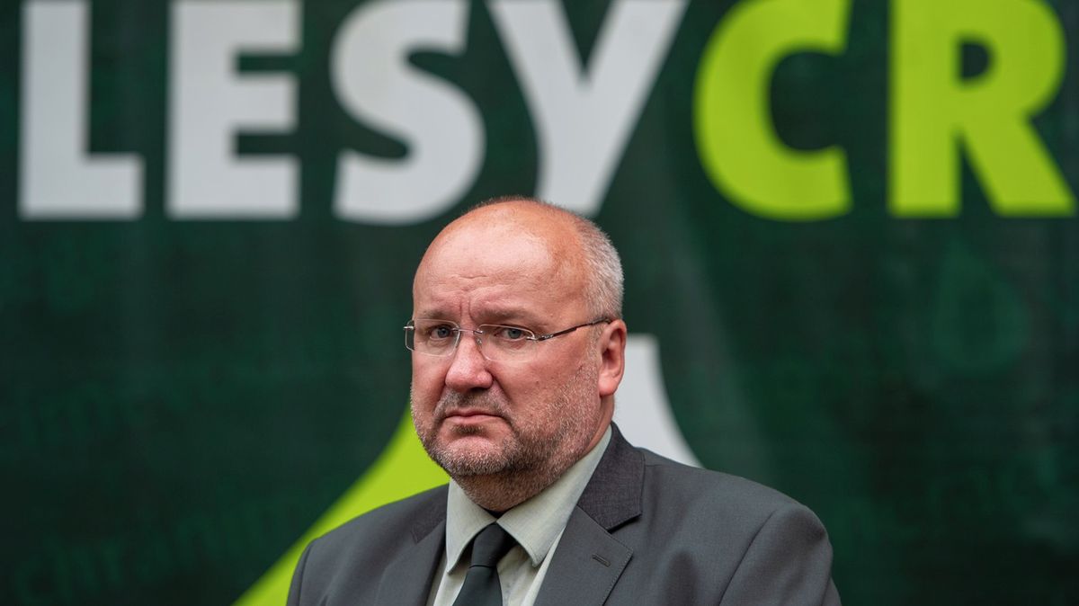 Novým šéfem státních Lesů ČR bude Josef Vojáček