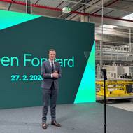 Thomas Schäfer při otevírání nové haly.