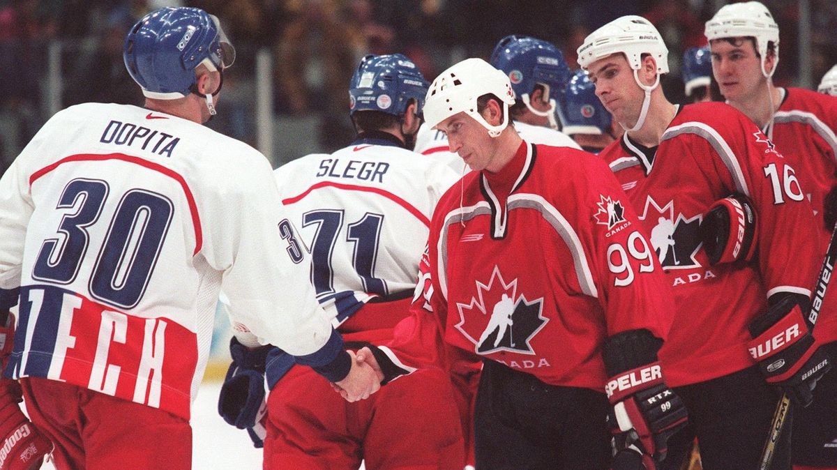 Nagano bylo trpkou lekcí. Kanadu ale porážka s Českem nastartovala