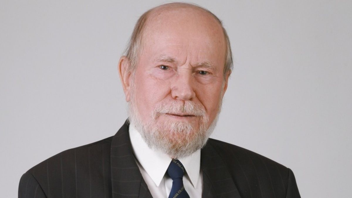 Zemřel bývalý senátor Mezihorák, bylo mu 88 let