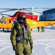 V extrémních mrazivých podmínkách trénují i piloti.