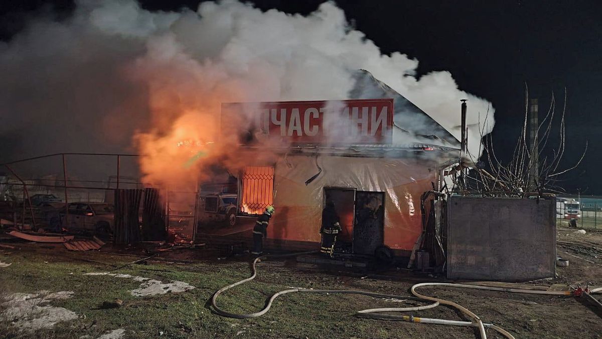 Noční ruské útoky na Ukrajině zabily nejméně tři lidi a další zranily