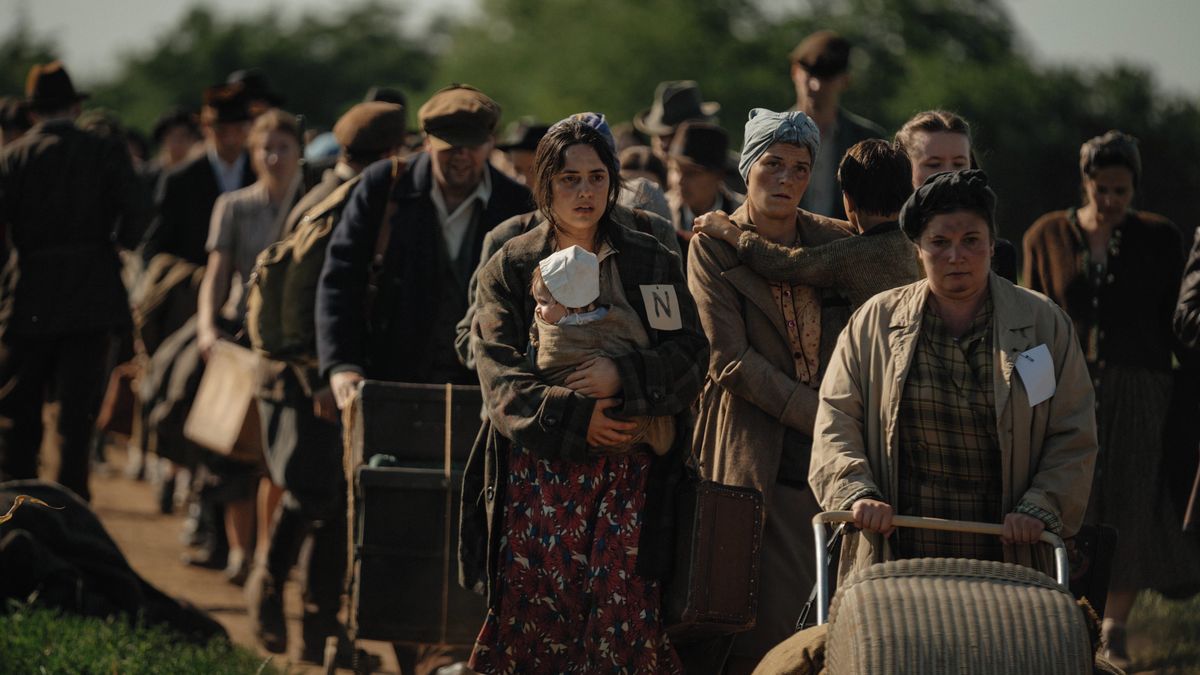 Recenze: Generační trauma. Televizní Gerta Schnirch je nenápadně krutá