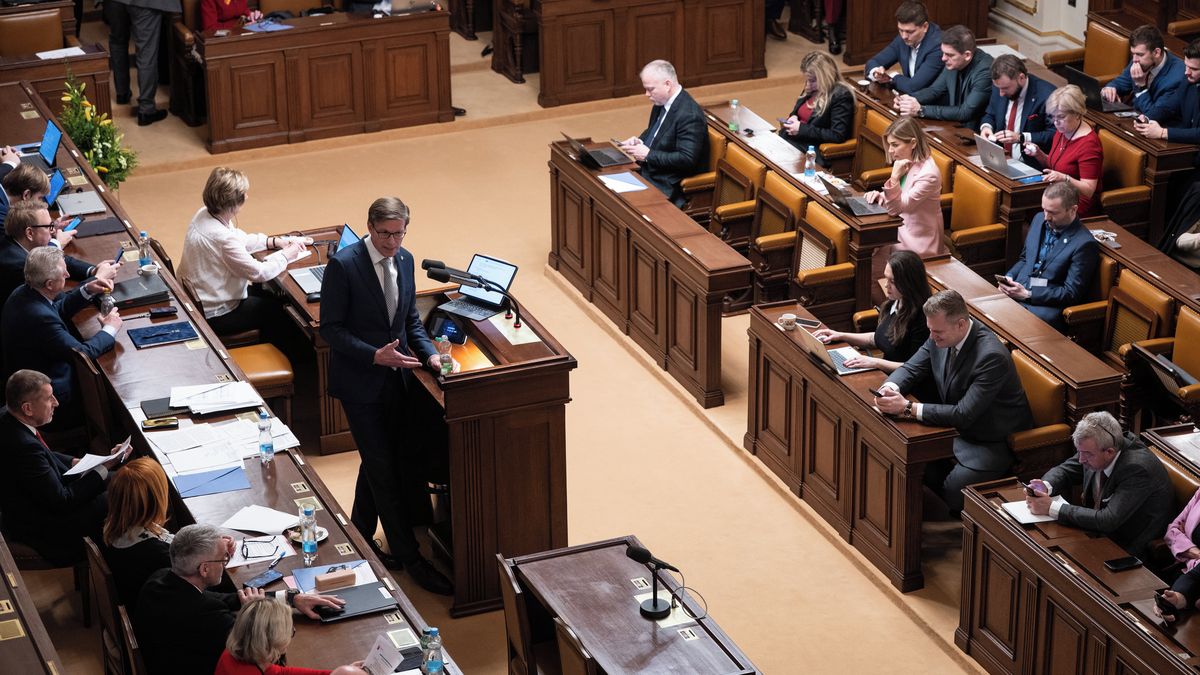 Opozice griluje Babišovu vládu. Chce ji vyslovit nedůvěru