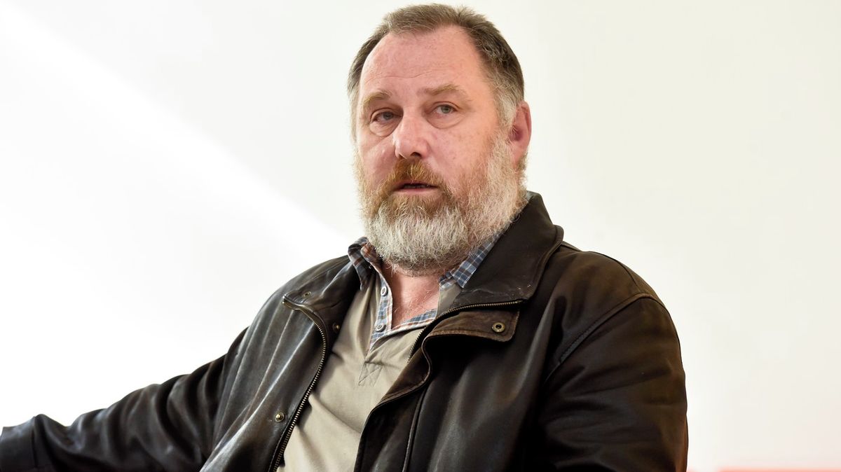 Stát opět nabízí majetek Dbalého, část dostala zadarmo muzea