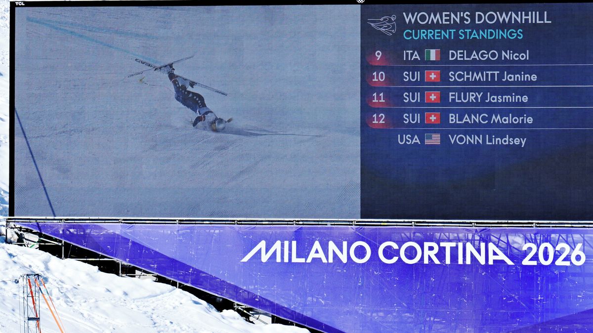 Naděje na zlato skončila. Vonnová měla při sjezdu těžký pád, přiletěl vrtulník