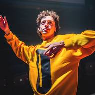 Na jevišti se například potkají zpěváci Matěj Ruppert, Hana Holišová, Ondřej Ruml a Zea s herci Janem Cinou (na fotografii), Danem Kranichem, Rostislavem Novákem staršími a dalšími interprety.