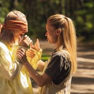 Barbora Poláková jako Denisa a Linda Rybová v roli Petráskové.