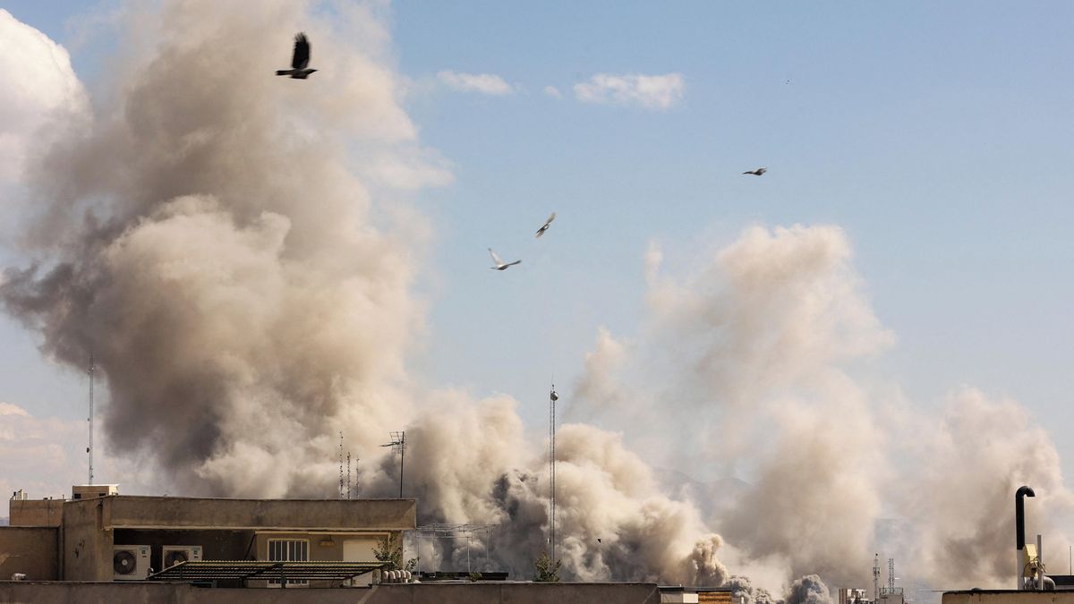 „Odsud není úniku.“ Ve světě uvázly tisíce Čechů, domů teď nemohou