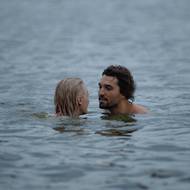 Barbora Poláková jako Denisa a Jordan Haj v roli Petra.