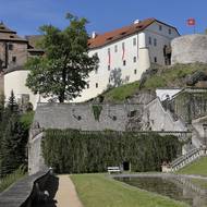 Hrad a zámek Bečov nad Teplou.