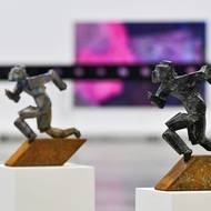 Na snímku je dílo Hluboko v nepřátelském území od skupiny Rafani.