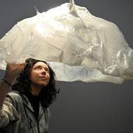 Na lidské smysly míří experimentální instalace umělecké dvojice, kterou tvoří německá výtvarnice Lea Luka Sikau (na fotografii) a česká autorka Denisa Půbalová.