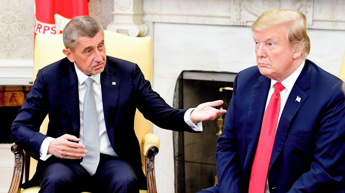 Neviditelné Česko? Omyl, Trump může kvůli penězům pro armádu přitlačit na Prahu