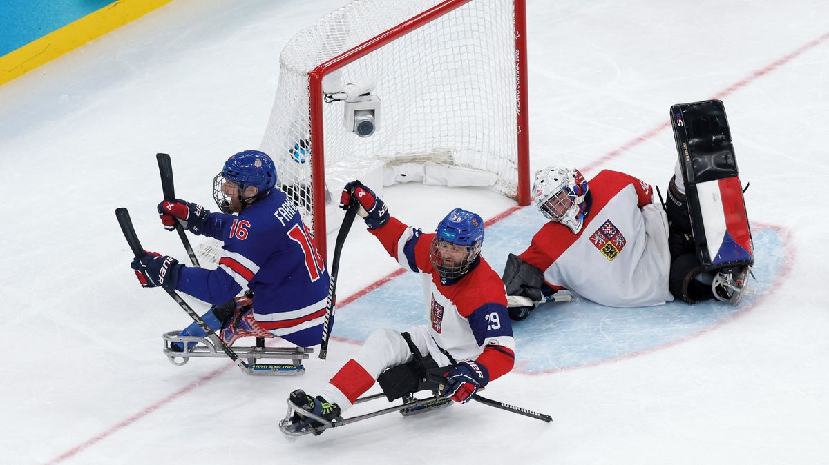 Parahokejisté budou v Miláně hrát o bronz, Američanům podlehli 1:6