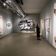 Snímek z výstavy Hit by News.