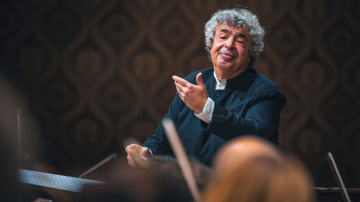 Česká filharmonie slaví 130 let, koncerty budou mít výjimečně vizuální část