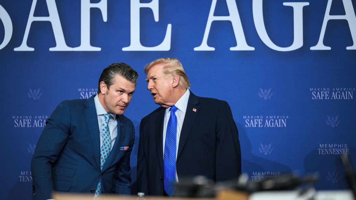 „Američané úkol podcenili.“ Po týdnech bojů hledá Trump z Íránu cestu ven