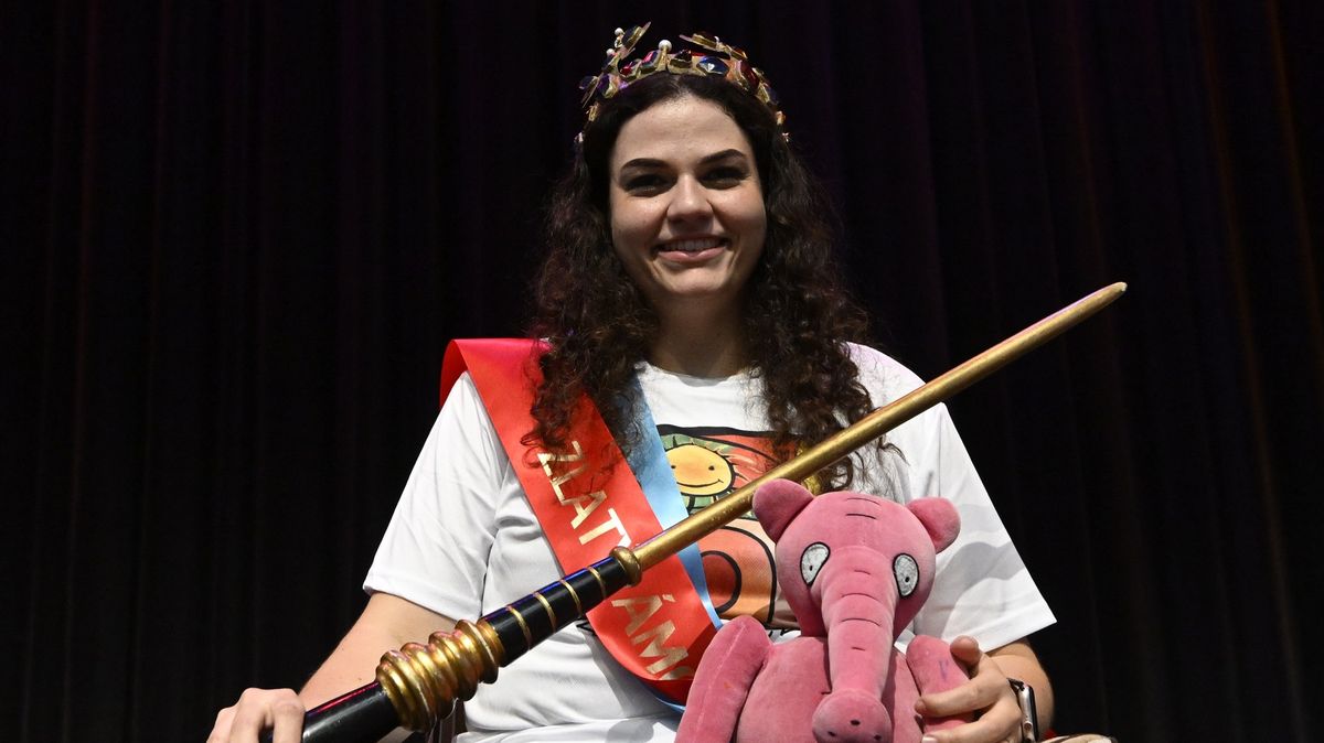 Zlatého Ámose pro nejoblíbenějšího pedagoga získala Adéla Langerová ze Zlína