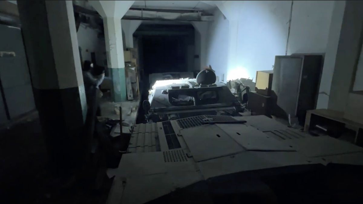 Do areálu slovenské zbrojovky vnikli youtubeři. Z místa zveřejnili video