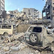 Izraelská armáda vyzvala k evakuaci několika míst, kde se nacházejí pobočky společnosti Al-Kard al-Hasan. (Následky izraelských náletů v Libanonu, 9. března).